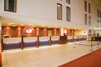 premier inn london heathrow airport t2 and t3 bath road