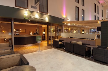 premier inn london heathrow airport t2 and t3 bath road