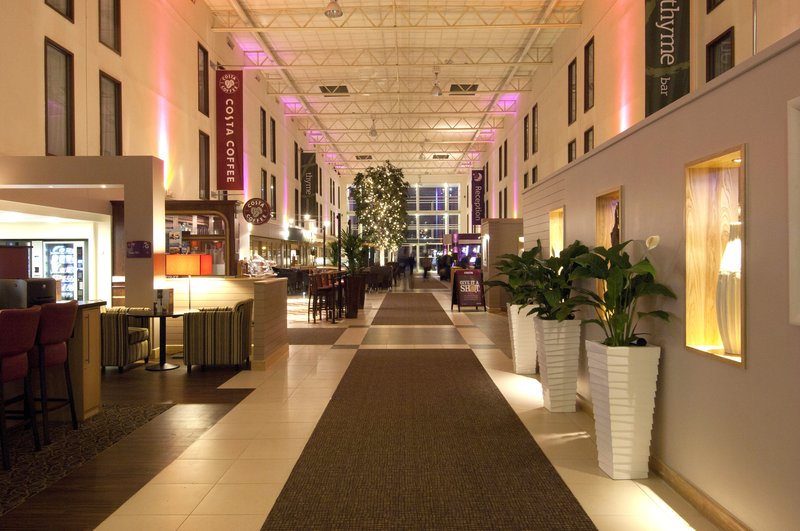 premier inn london heathrow airport t2 and t3 bath road