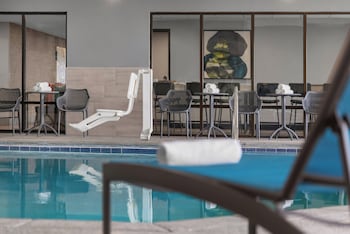 Holiday Inn Coralville Iowa City By Ihg,,3 star