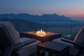 Hotel Yellowstone At Jackson Hole,1775 Ne Butte Rd,5 star