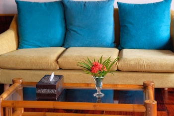 e outfitting vang thong hotel