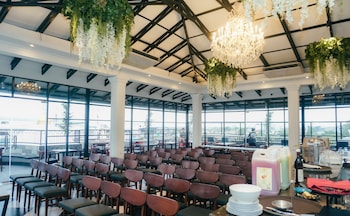 kesuma front one boutique hotel palembang