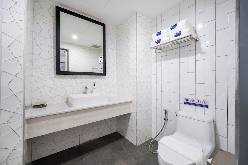 kokotel chiang rai airport suites