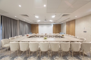 kyriad prestige city center tunis