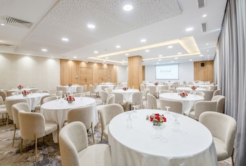 kyriad prestige city center tunis