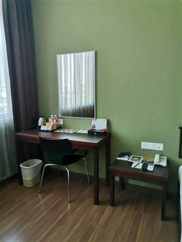 li hua hotel bintulu sentral