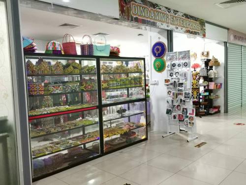 li hua hotel bintulu sentral