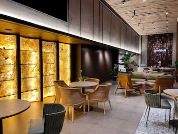 luminor hotel legian seminyak bali