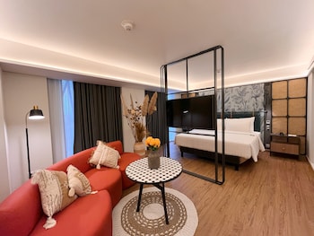 luminor hotel legian seminyak bali