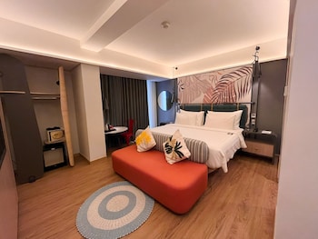 luminor hotel legian seminyak bali