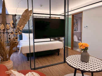 luminor hotel legian seminyak bali