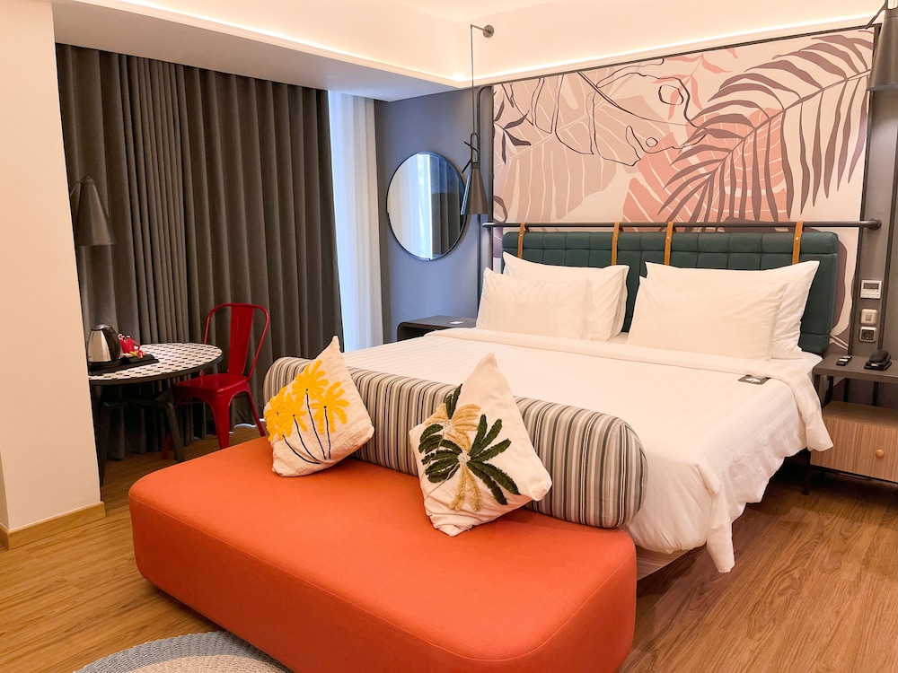 luminor hotel legian seminyak bali