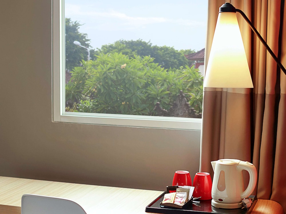 luminor hotel legian seminyak bali