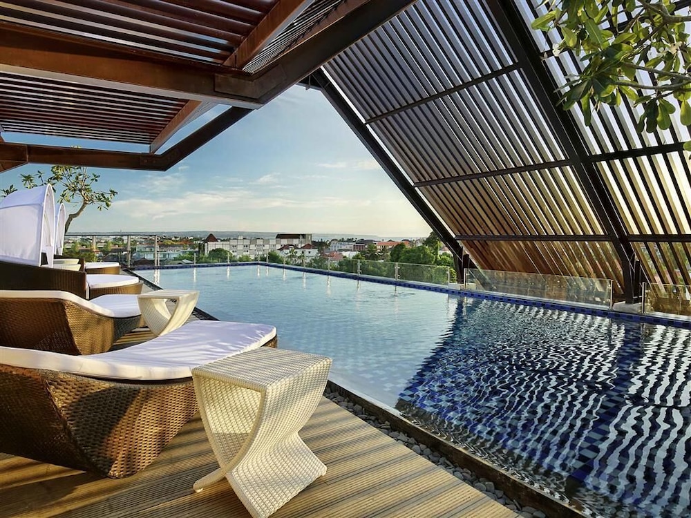 luminor hotel legian seminyak bali