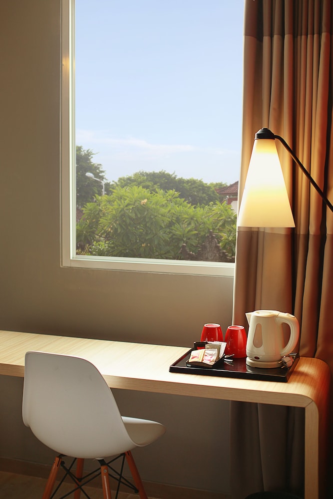 luminor hotel legian seminyak bali
