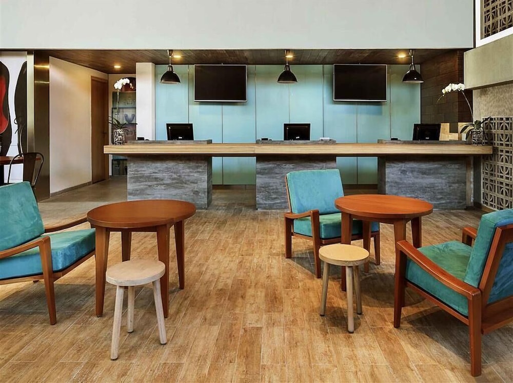 luminor hotel legian seminyak bali