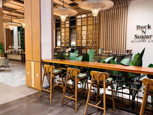 luminor hotel legian seminyak bali