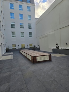 maldron hotel brighton city centre