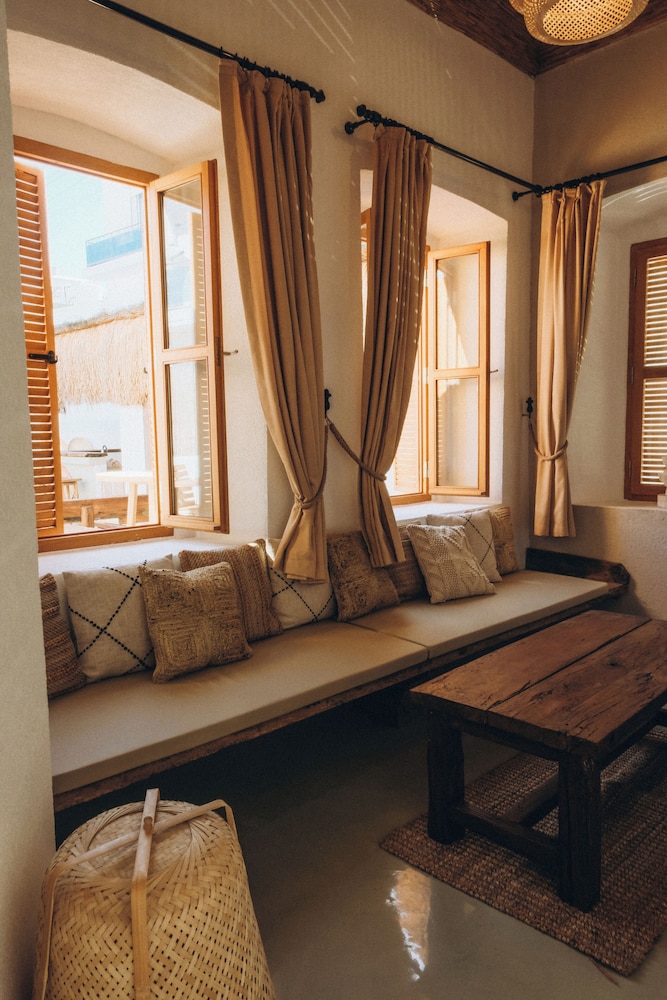 notarius hotel bodrum