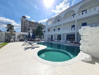 collection o to the sea resort pattaya