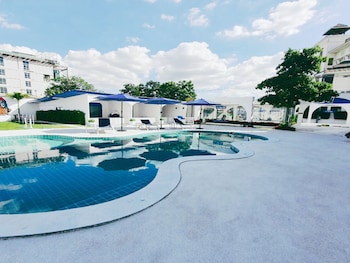 collection o to the sea resort pattaya