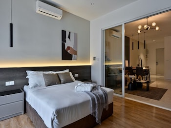 oyo 90952 quill residences kuala lumpur