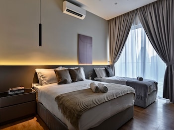 oyo 90952 quill residences kuala lumpur