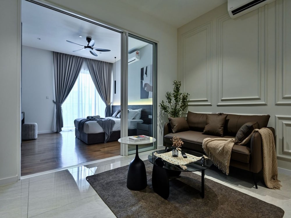 oyo 90952 quill residences kuala lumpur