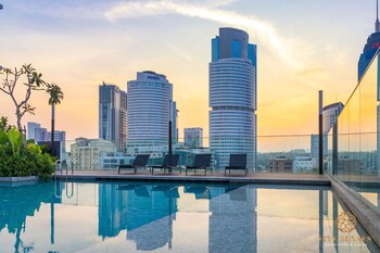 oyo 90952 quill residences kuala lumpur