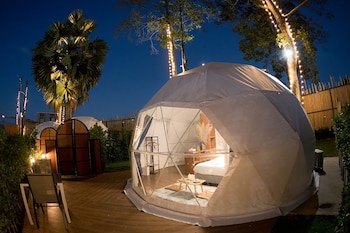 Papa Q Suite Resorts,,2.5 star