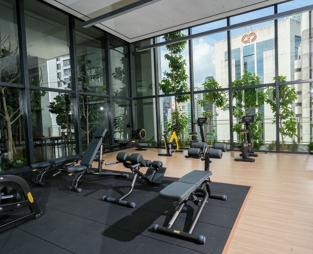 pavilion ceylon hill suites