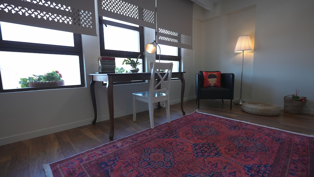 pertevniyal aziziye hotel