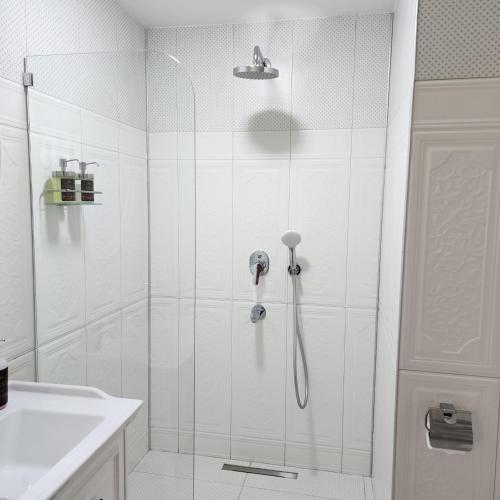 pertevniyal aziziye hotel