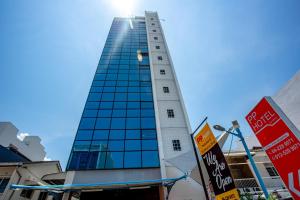 pp hotel by moxy