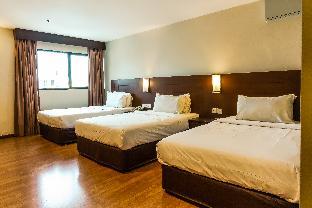 pp hotel by moxy