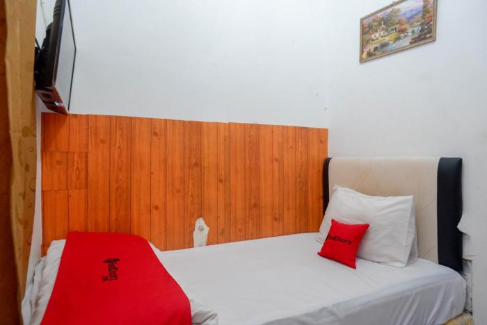 reddoorz golden inn tugu yogyakarta