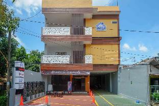 reddoorz plus near patung kuda undip