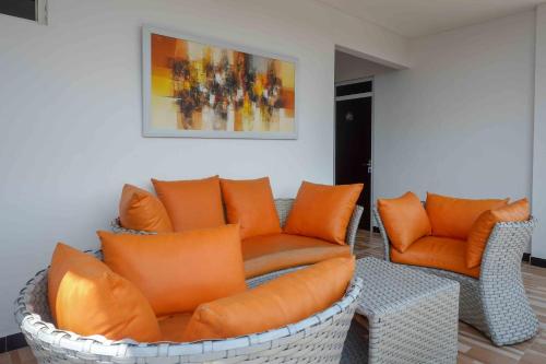 reddoorz plus near patung kuda undip