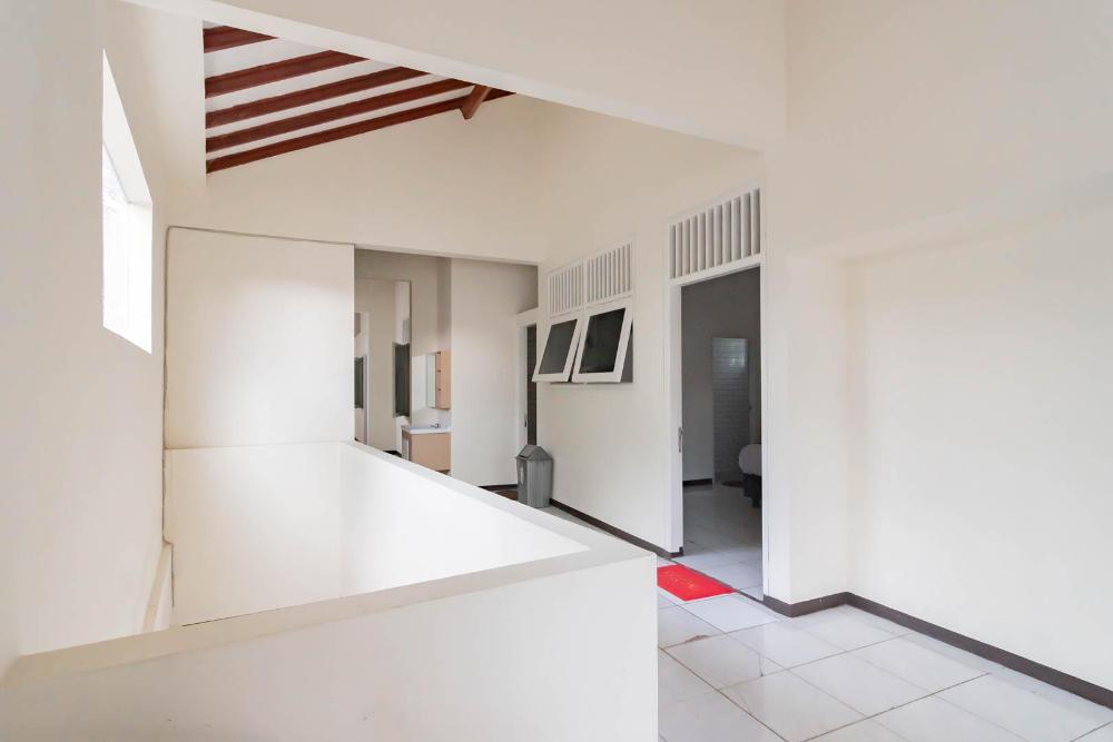 reddoorz plus pakuan residence tajur