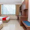 reddoorz premium hotel ratu residence