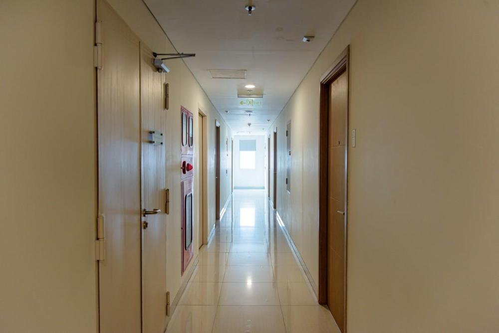 redliving apartemen b residence bsd b hotel