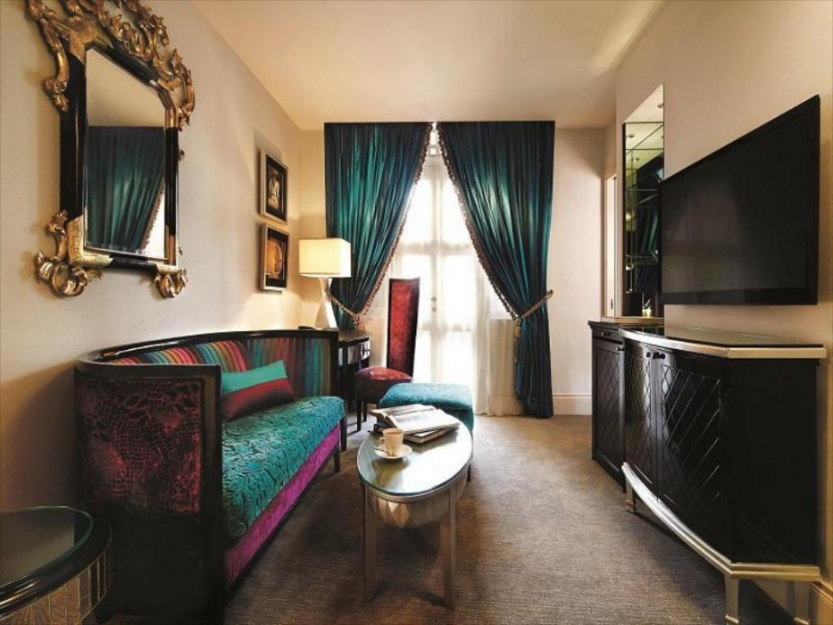 the scarlet hotel