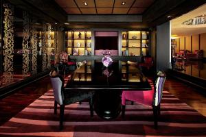 the scarlet hotel