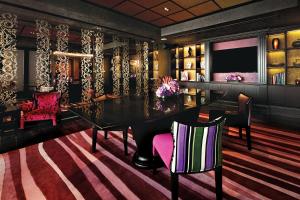 the scarlet hotel