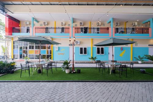 sans wm hotel blitar