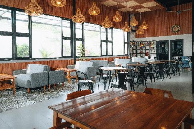 sans wm hotel blitar