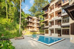 semana residences by cove