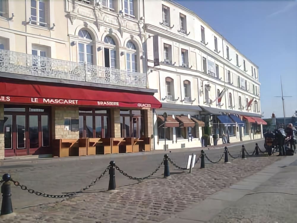 best western le cheval blanc vieux port