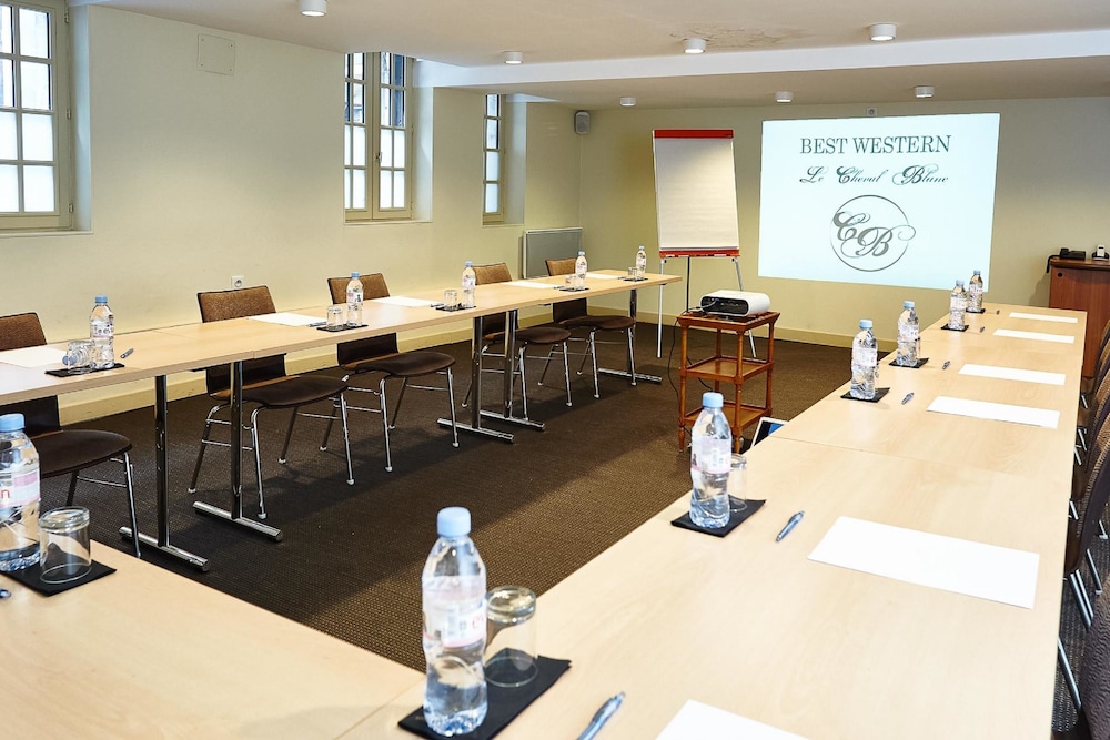 best western le cheval blanc vieux port